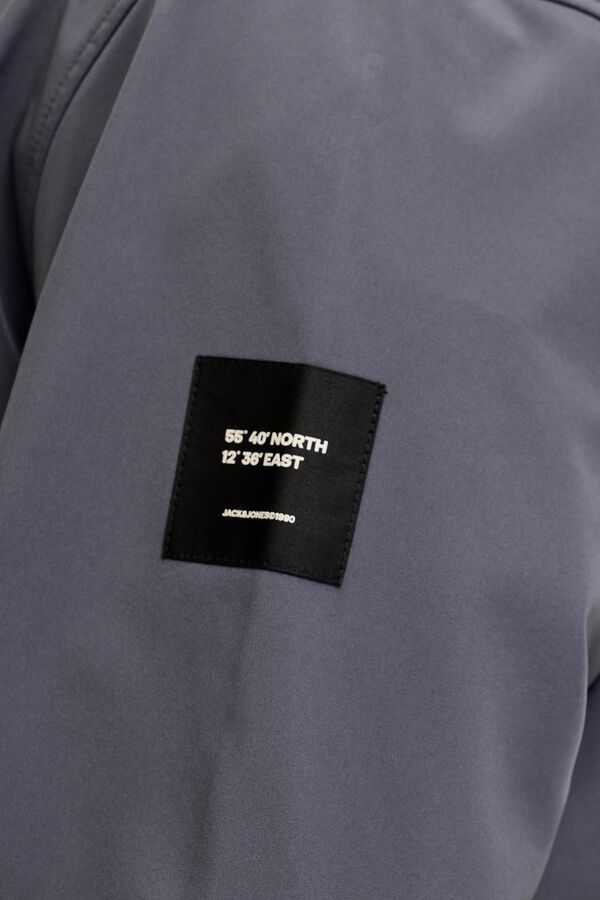 Jack & Jones PLUS Blus&atilde;o softshell com capuz cinzento