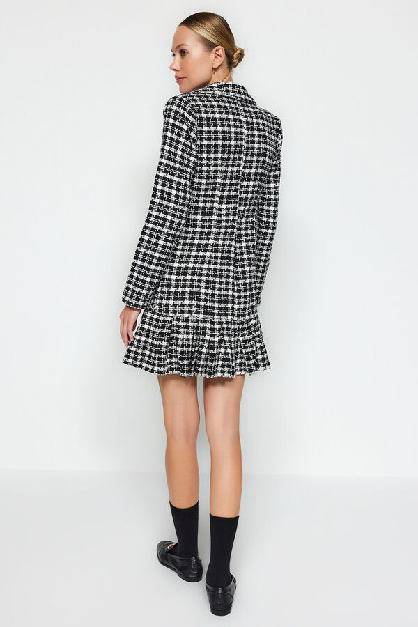 Trendyol Vestido mini com bot&otilde;es preto