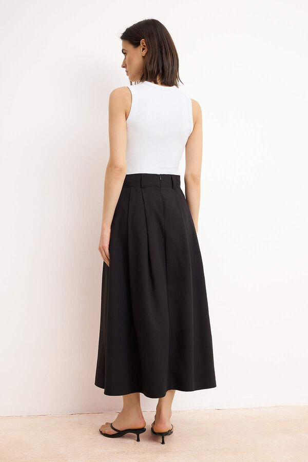 Trendyol Saia comprida maxi plissada preto