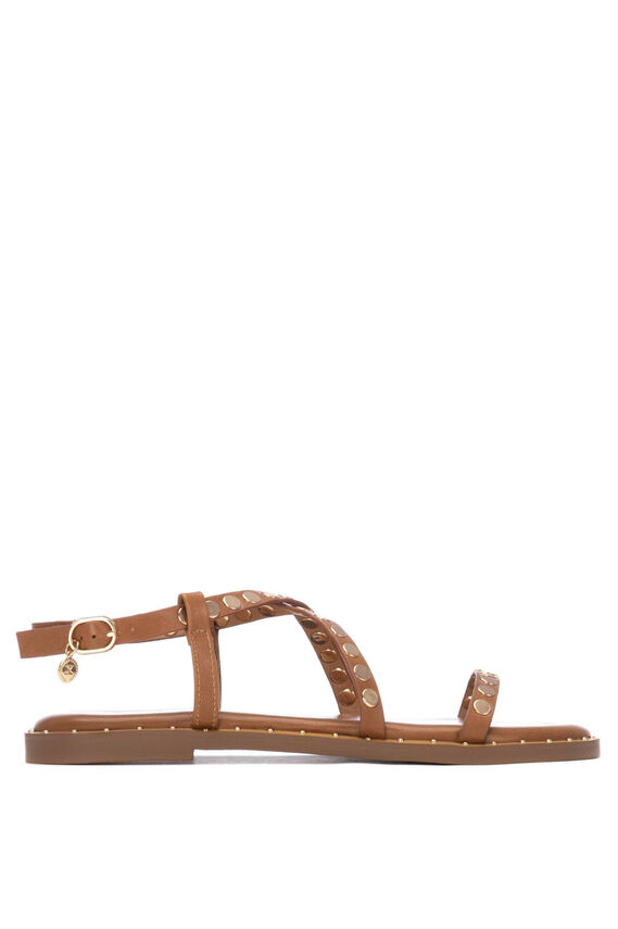 Sandalia tiras tachas