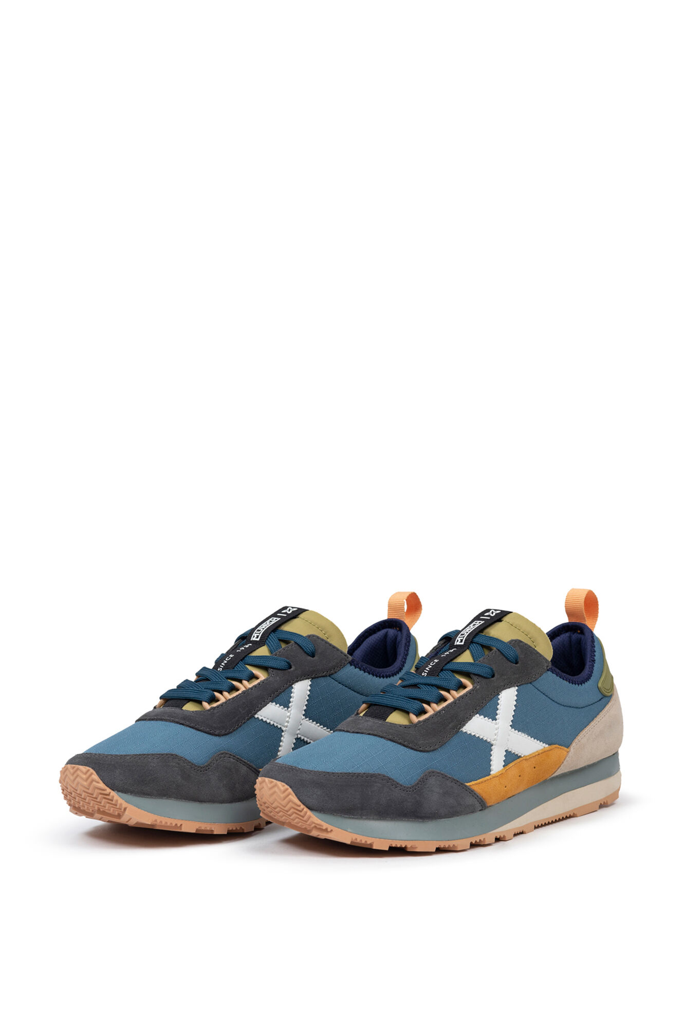 Munich T&ecirc;nis Um 85