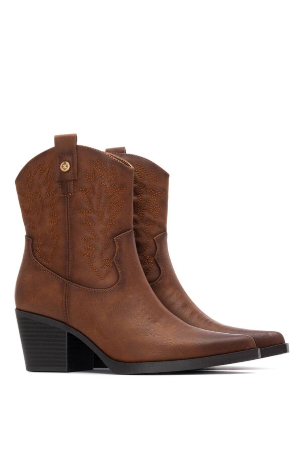 XTI Botin Cowboy Bordado nude