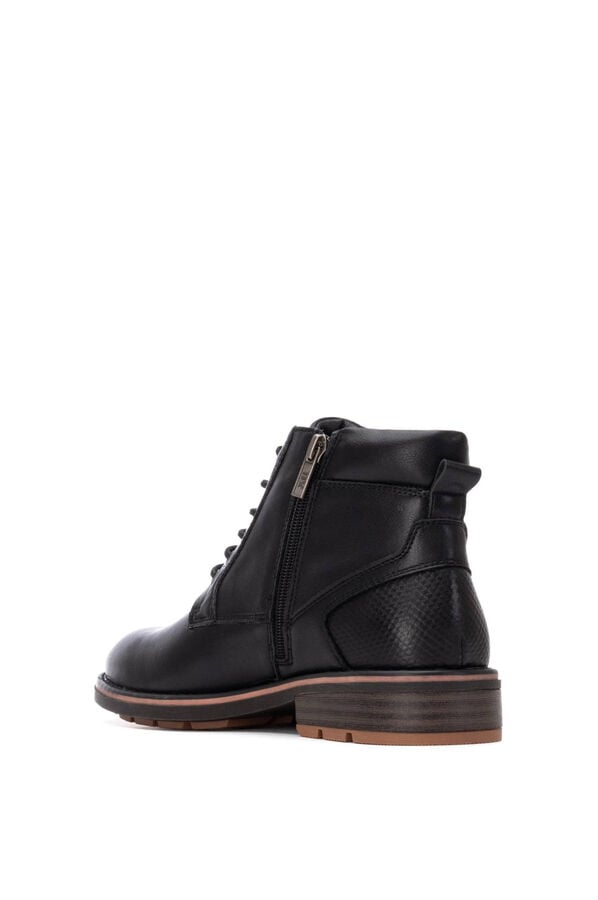 XTI Lace-up Boot black