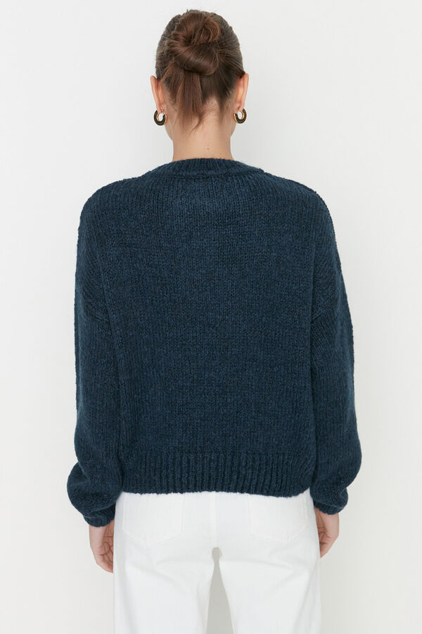 Trendyol Camisola b&aacute;sica de gola redonda azul
