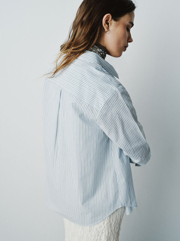 High Spirits Blusa rosa blush azul