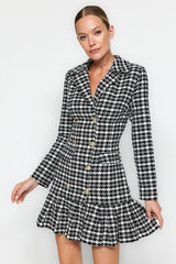 Trendyol Vestido mini com bot&otilde;es preto