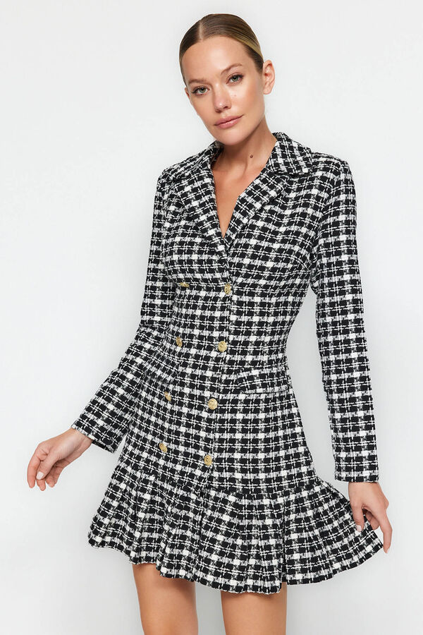 Trendyol Vestido mini com bot&otilde;es preto