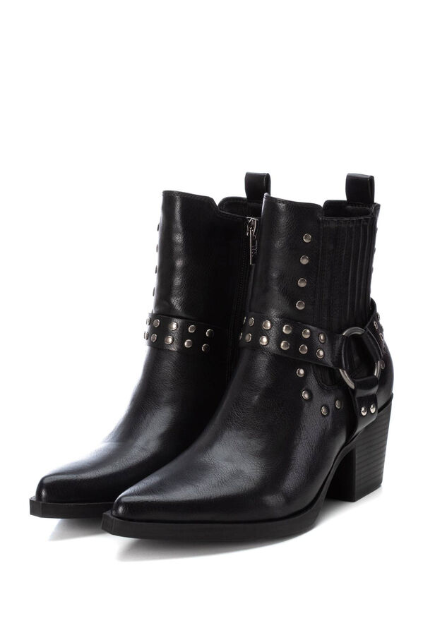 Springfield Country boot with heel and studs black