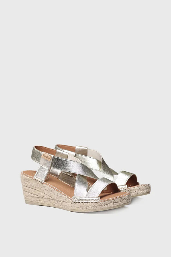 Toni Pons Sandália plataforma metálica com tiras elásticas estampado