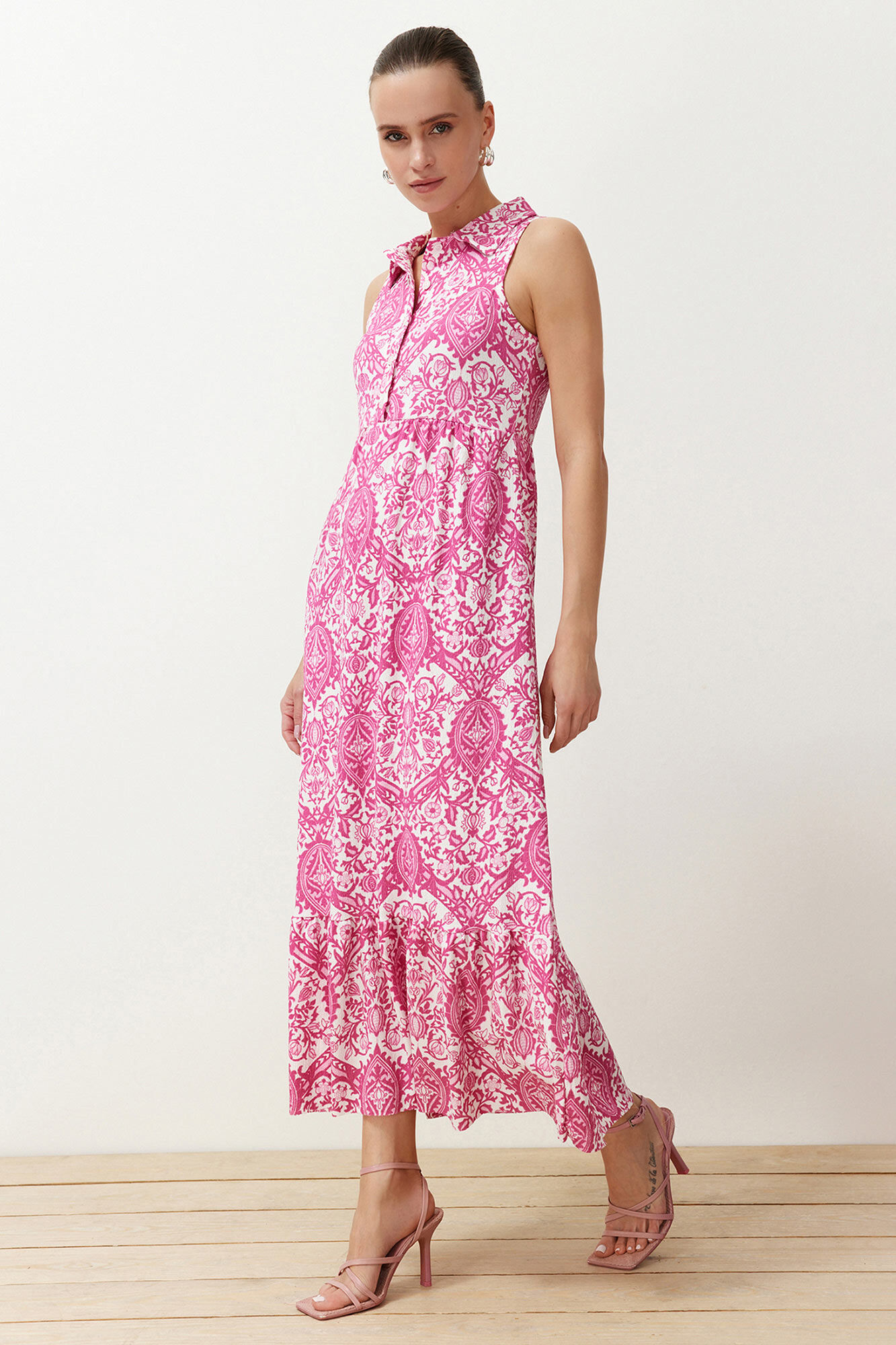 Trendyol Vestido comprido gola camiseira