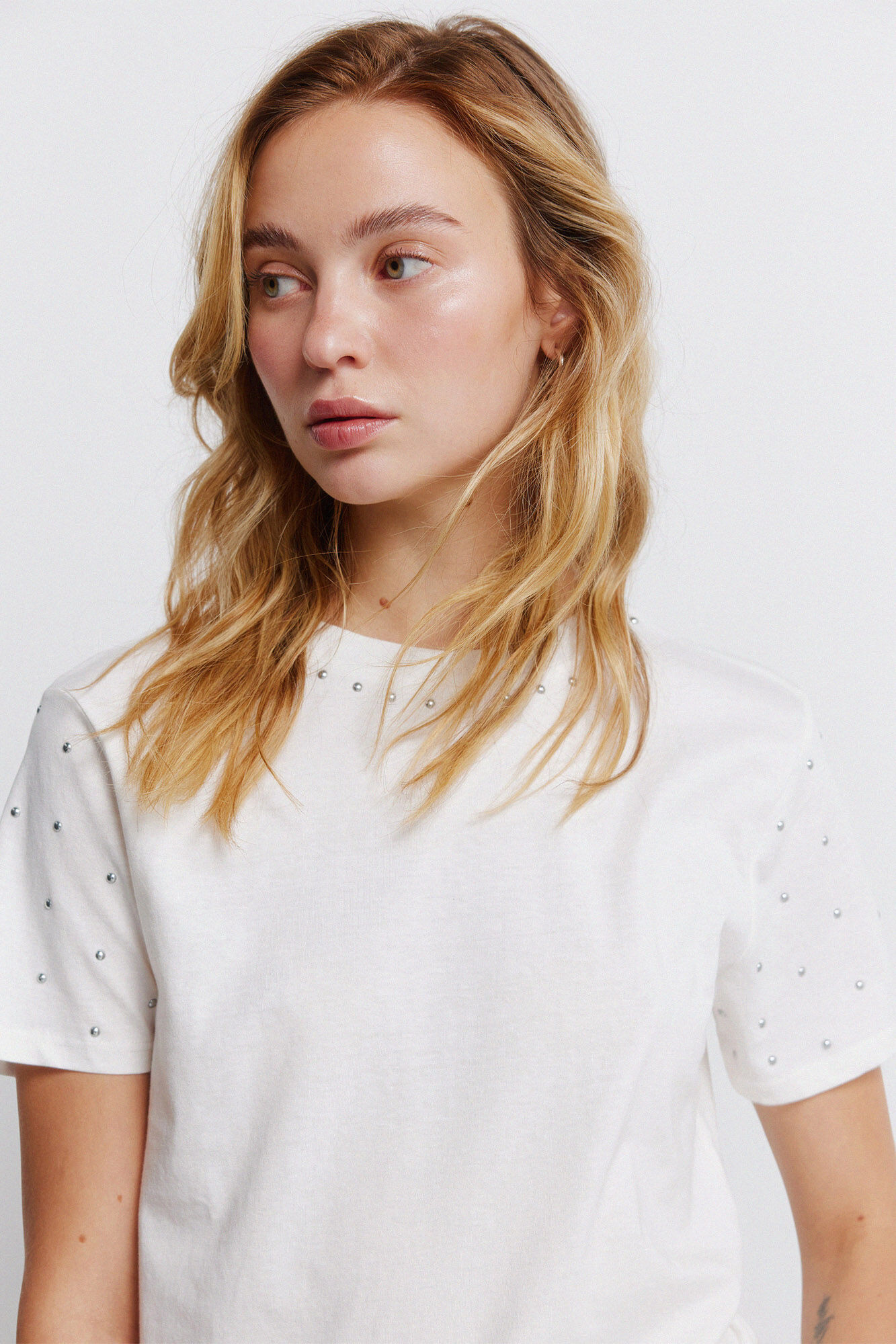 Springfield T-shirt manga curta com tachas