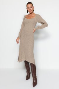 Trendyol Vestido midi com decote cora&ccedil;&atilde;o