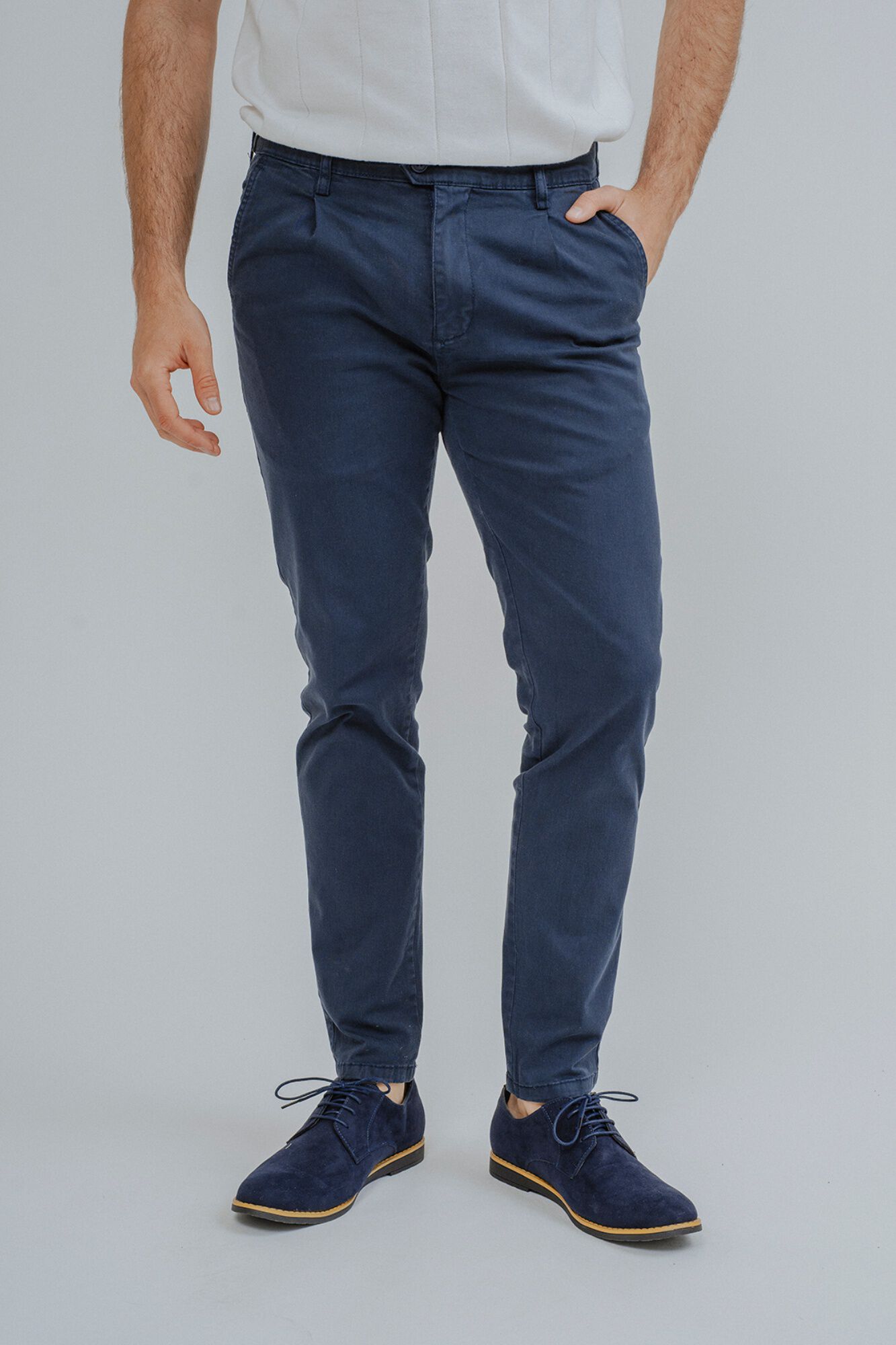 Celopman Pantal&oacute;n chino con pinzas