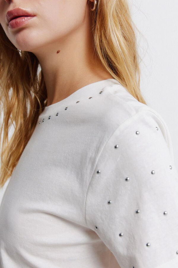 Springfield T-shirt manga curta com tachas bege