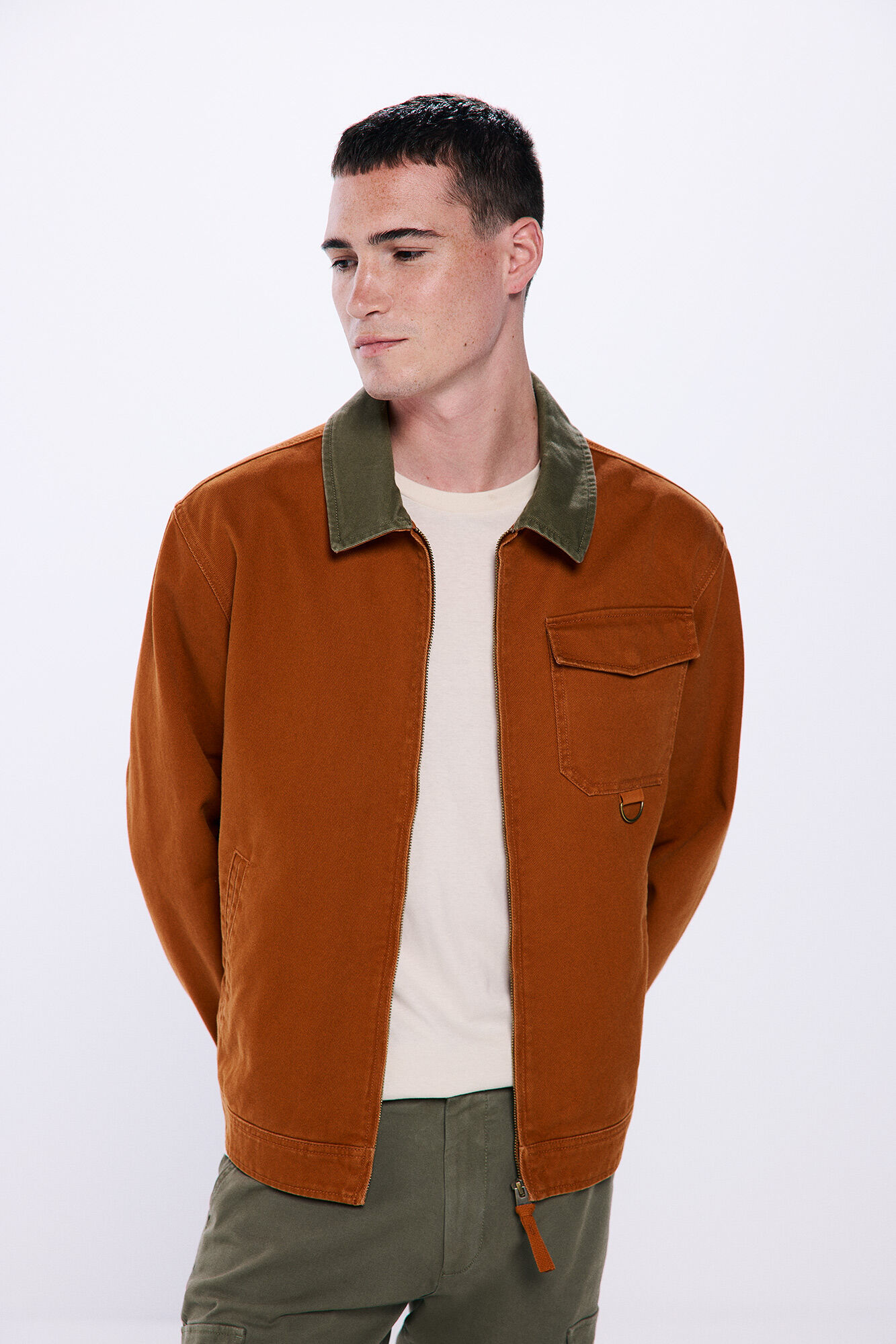 Contrast washed cotton jacket Men s jackets gilets and waistcoats Cortefiel