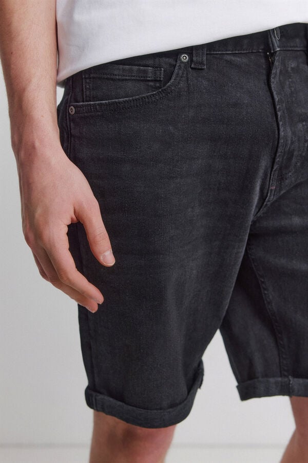 Springfield Bermuda jeans b&aacute;sica slim fit preta preto