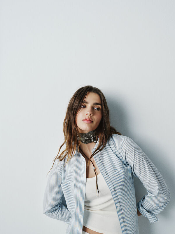 High Spirits Blusa rosa blush azul