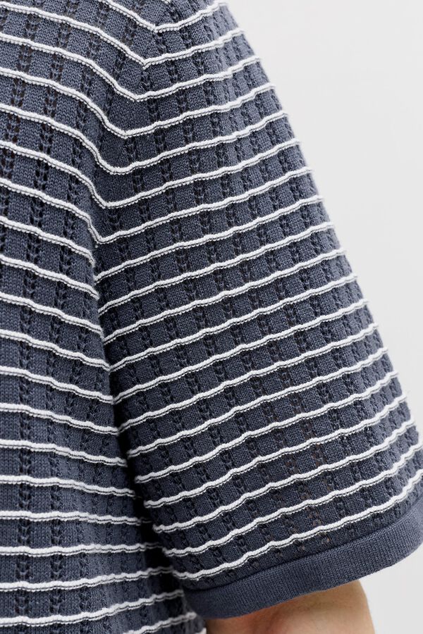 Jack & Jones Polo em malha relaxed fit em algod&atilde;o cinzento