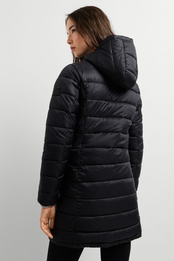 Pepe Jeans Sobretudo acolchoado com capuz e bolsos preto