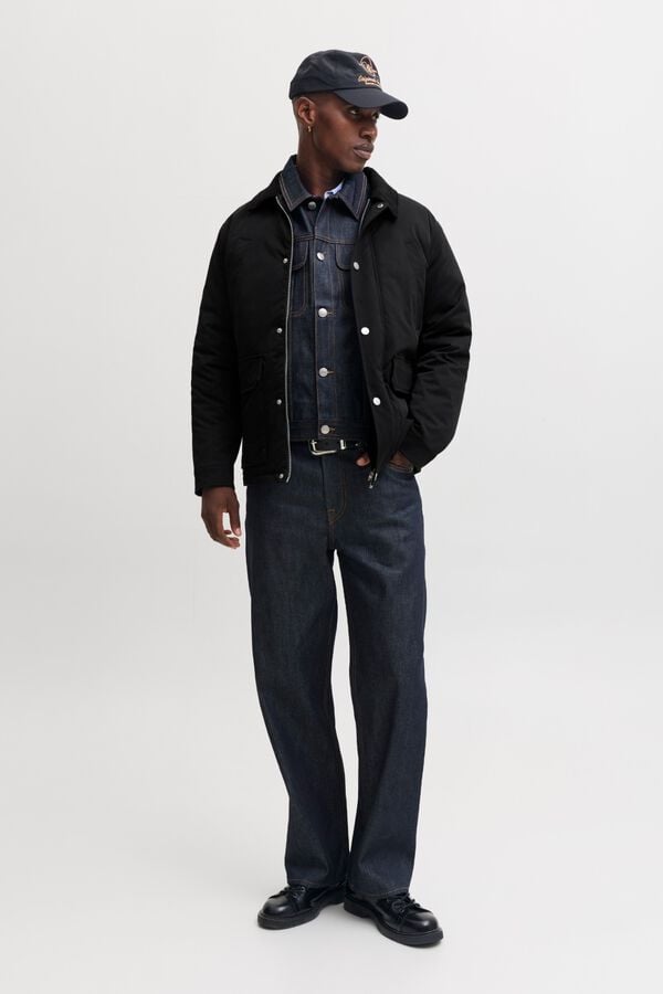 Jack & Jones Blus&atilde;o curto com colchetes preto