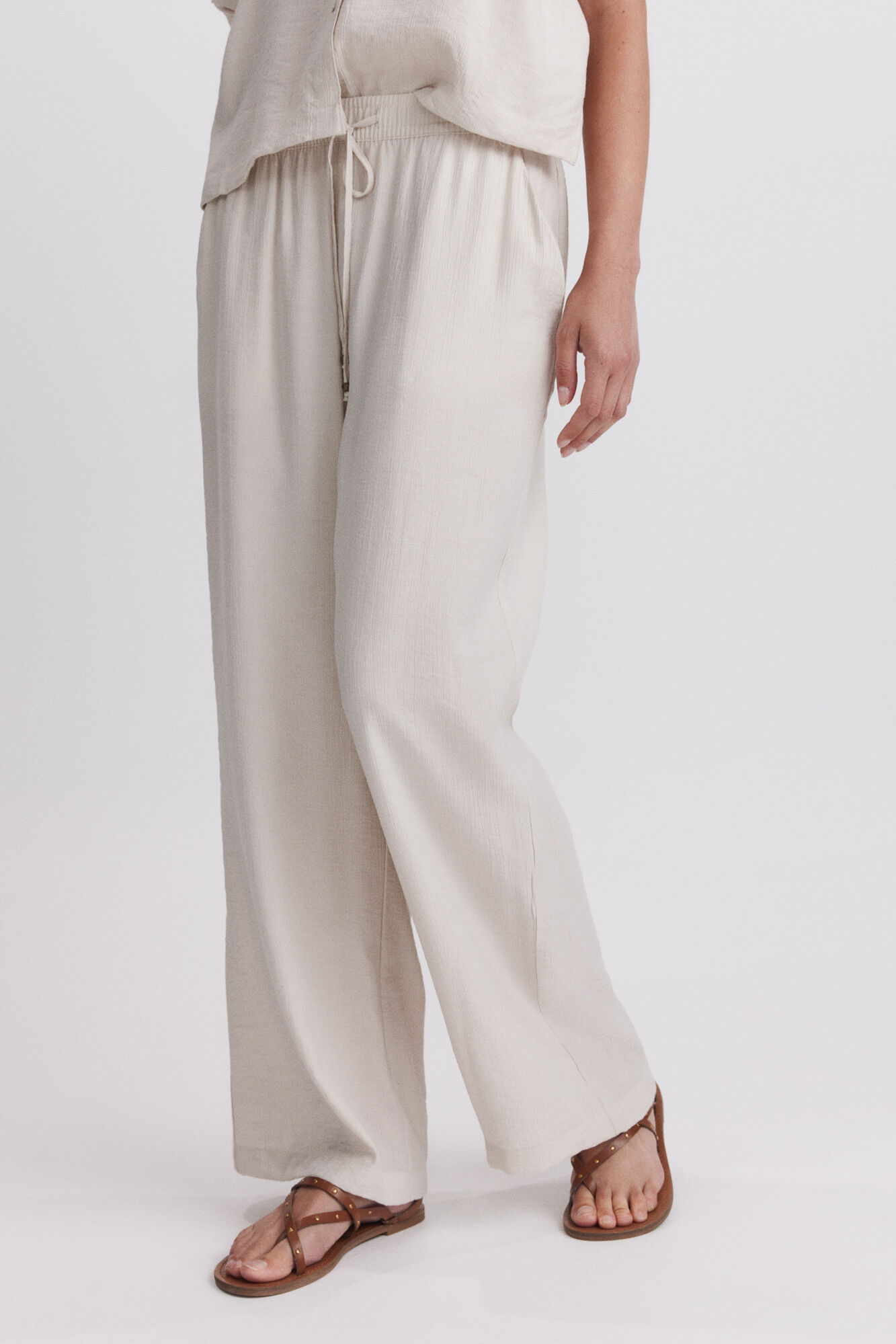 Springfield Cal&ccedil;a fluida com cord&atilde;o
