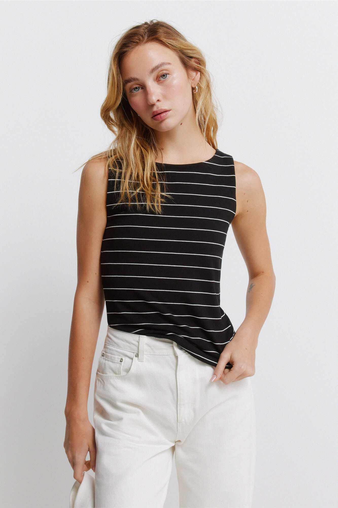 Springfield Top sin mangas cuello redondo algod&oacute;n