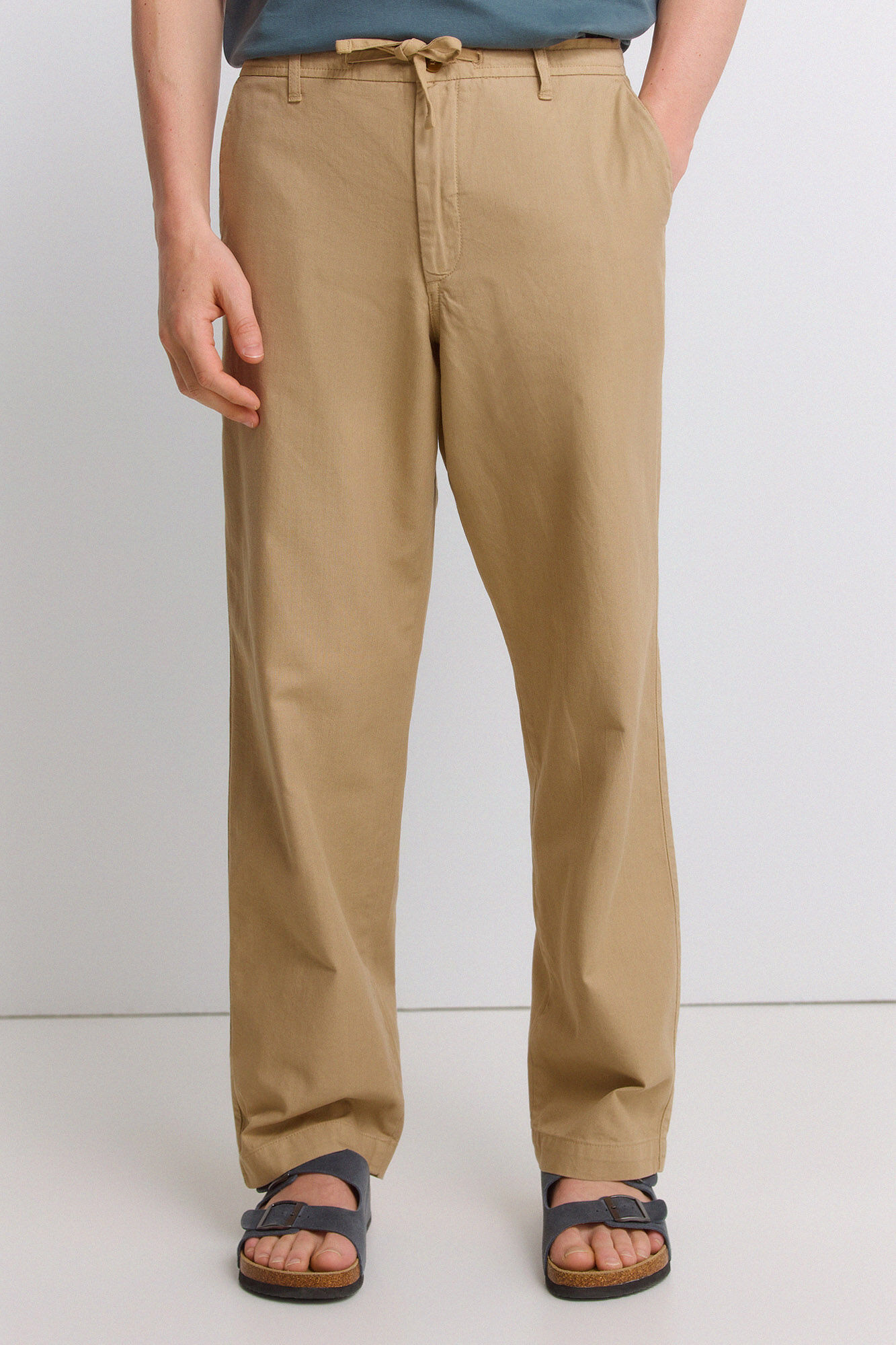 Springfield Cal&ccedil;a leve em linho straight fit