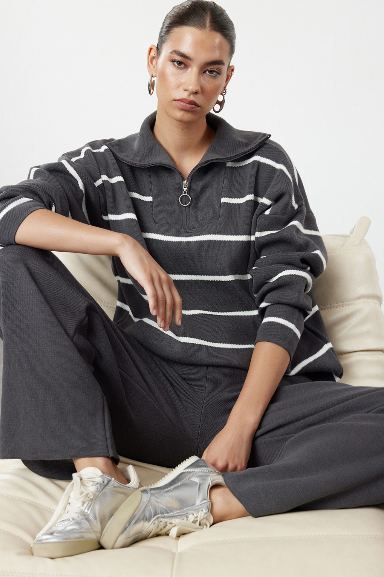 Trendyol Conjunto de camisola e cal&ccedil;a