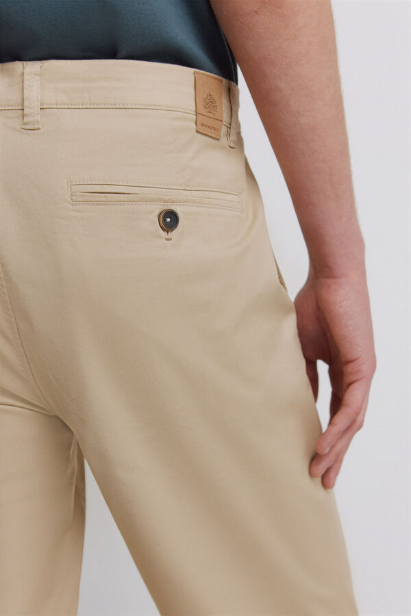 Springfield Cal&ccedil;as chino leves e confort&aacute;veis slim fit bege