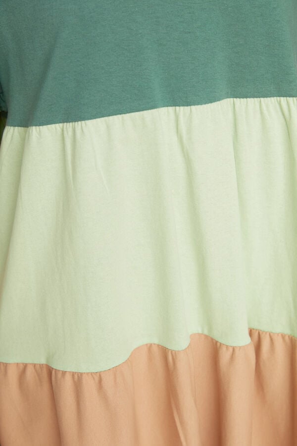 Trendyol Vestido mini estilo T-shirt verde