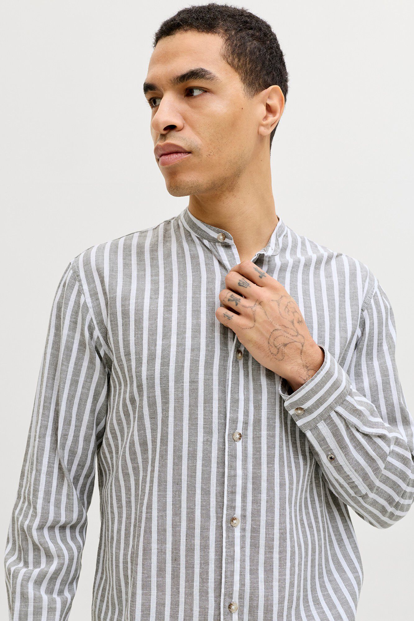 Jack & Jones Camisa regular fit gola mao
