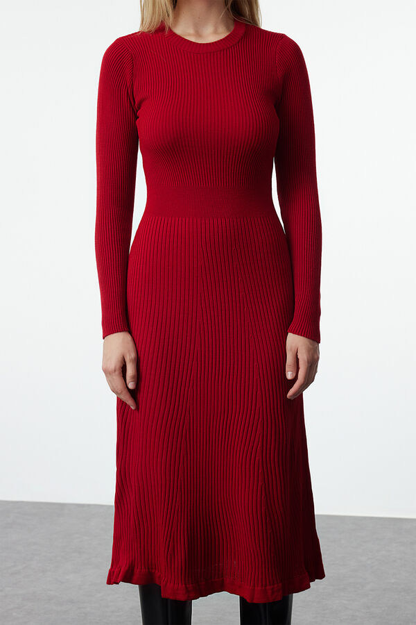 Trendyol Vestido midi de malha manga comprida ajustado vermelho