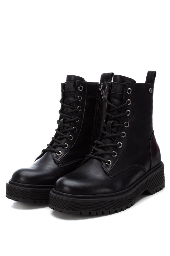 XTI Bota de amarrar preto