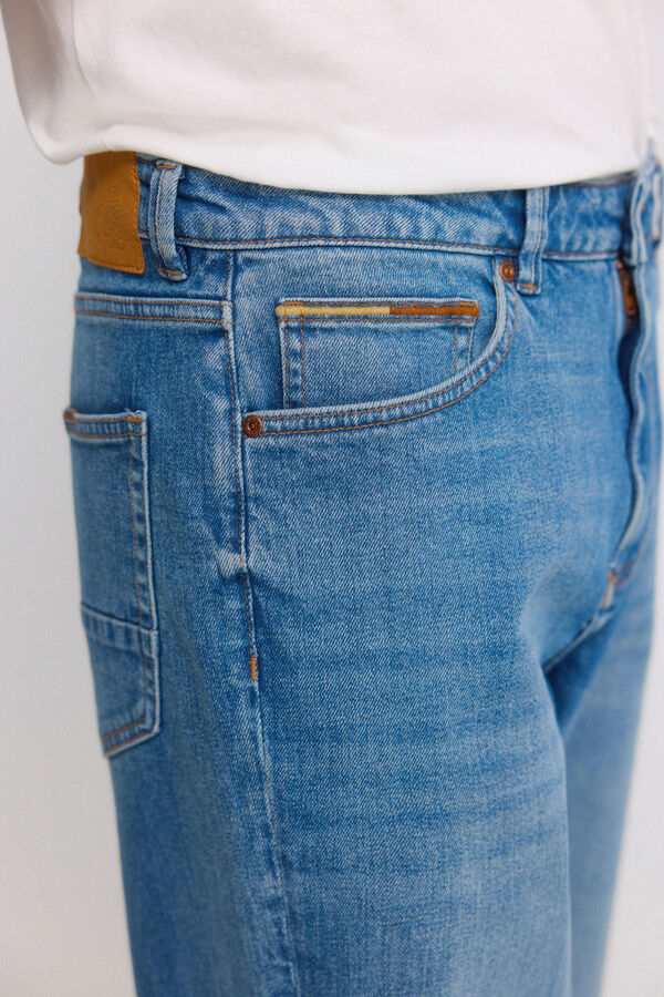 Springfield Jeans lavagem m&eacute;dia sobretingida regular fit azul