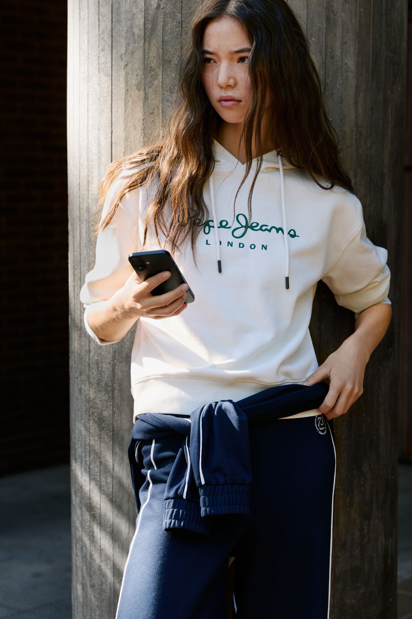 Pepe Jeans Sweatshirt com capuz e log&oacute;tipo
