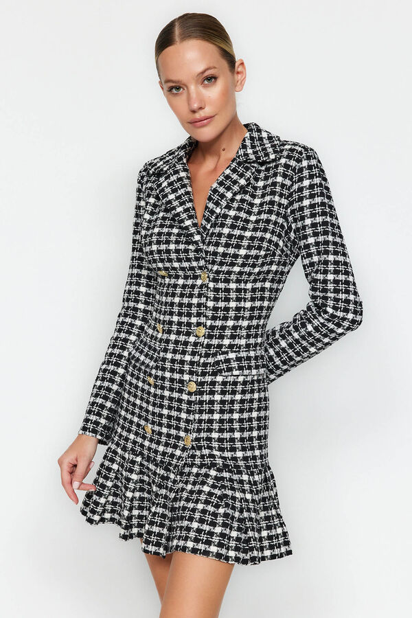 Trendyol Vestido mini com bot&otilde;es preto