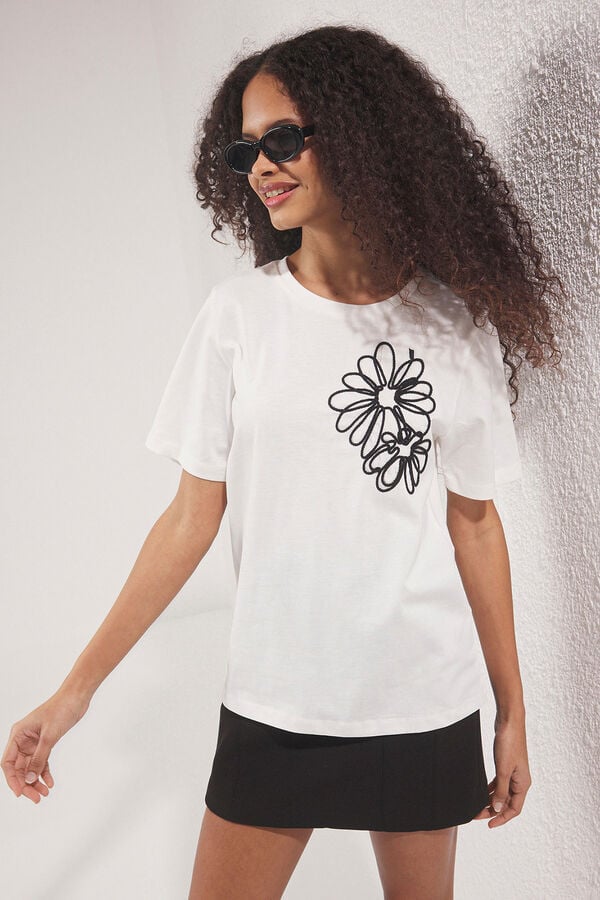 Trendyol T-shirt de manga curta estampada bege