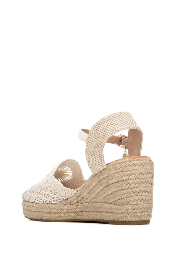 XTI Alpercata com cunha de juta bege