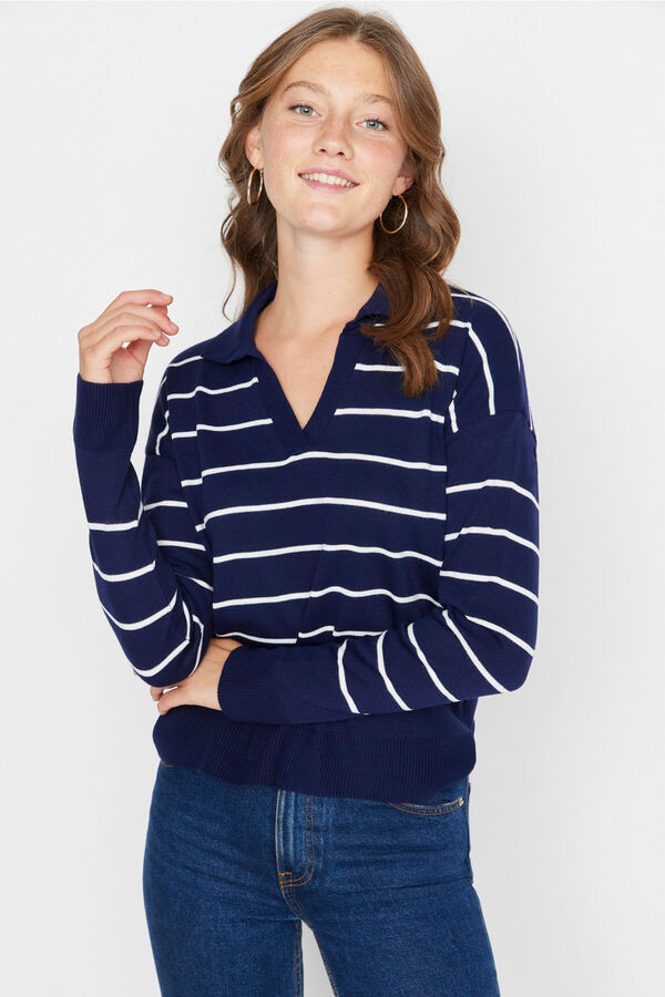 Trendyol Camisola de malha &agrave;s riscas com decote em bico azul