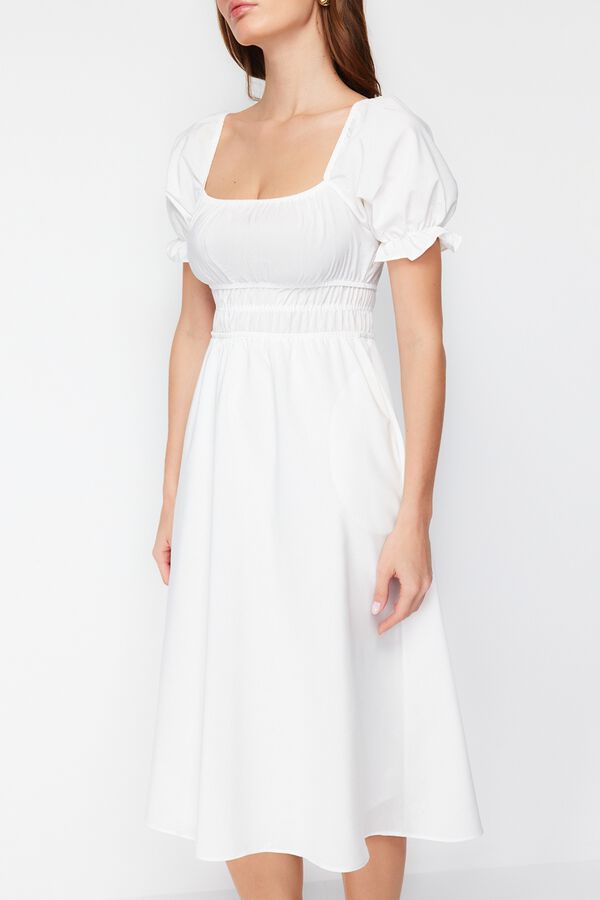 Trendyol Vestido midi com mangas bufantes bege