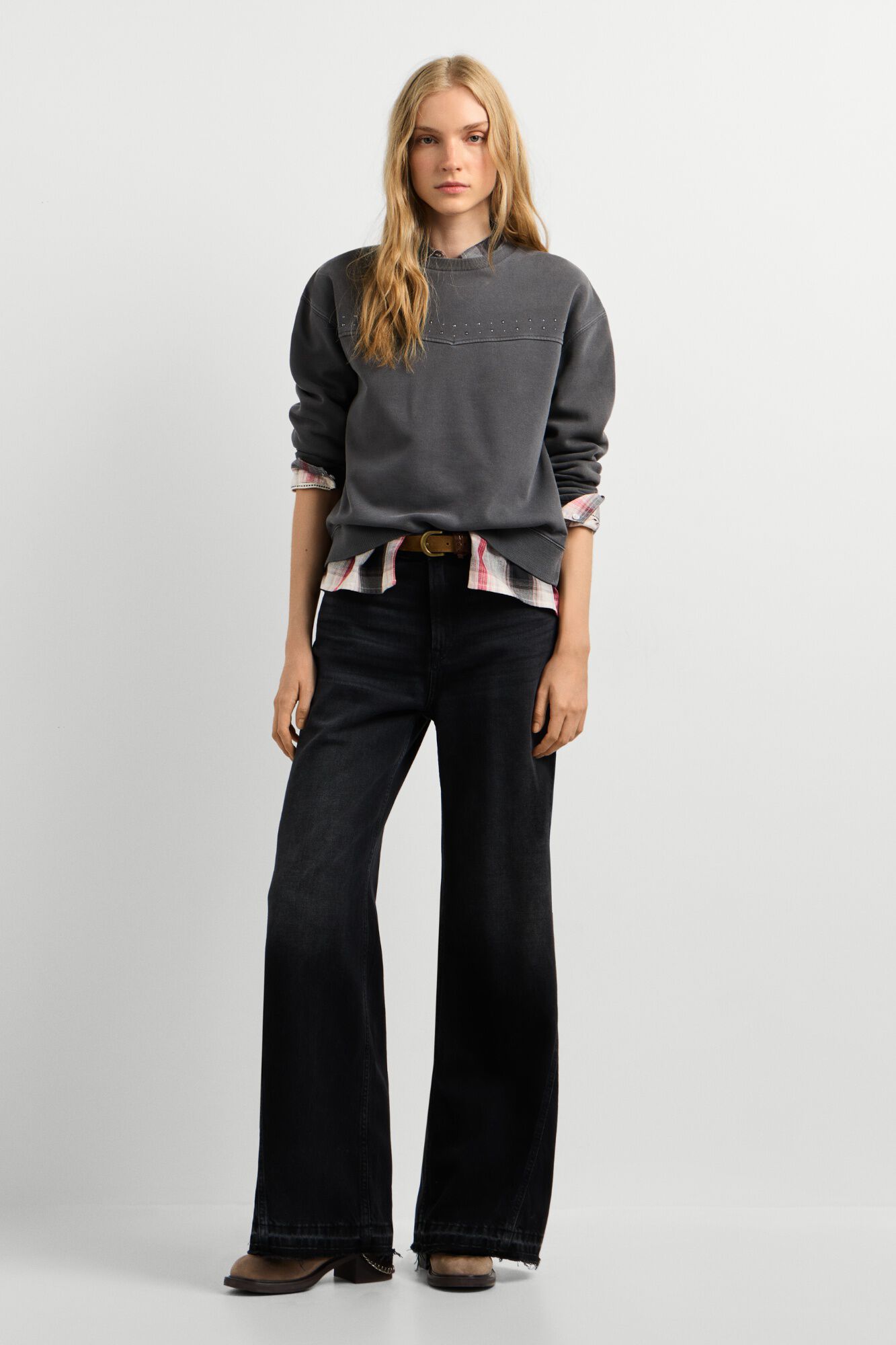 Pepe Jeans Camisola de gola redonda com tachas