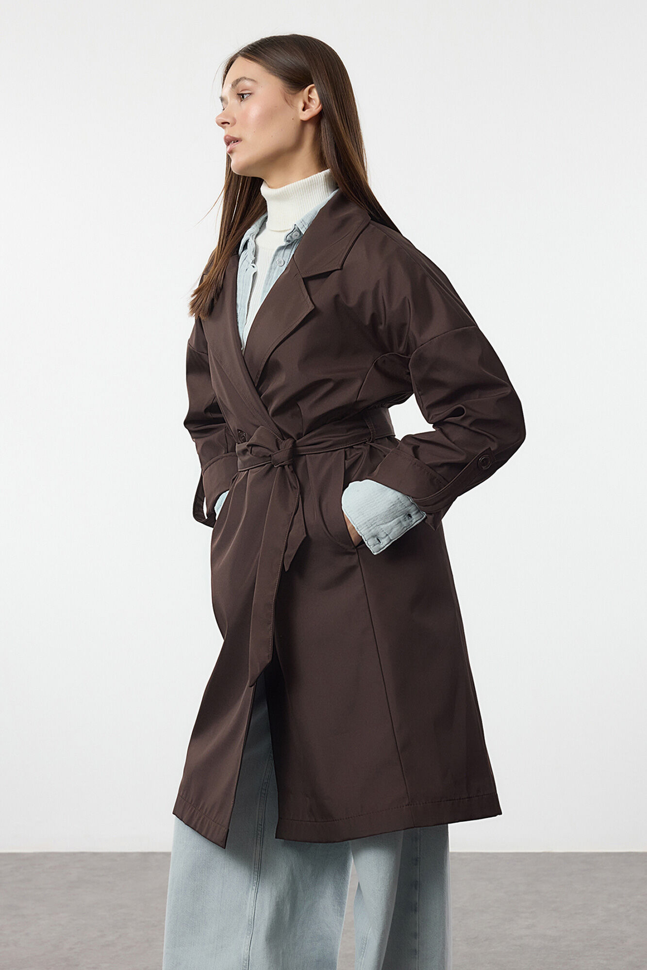 Trendyol Gabardina oversize larga