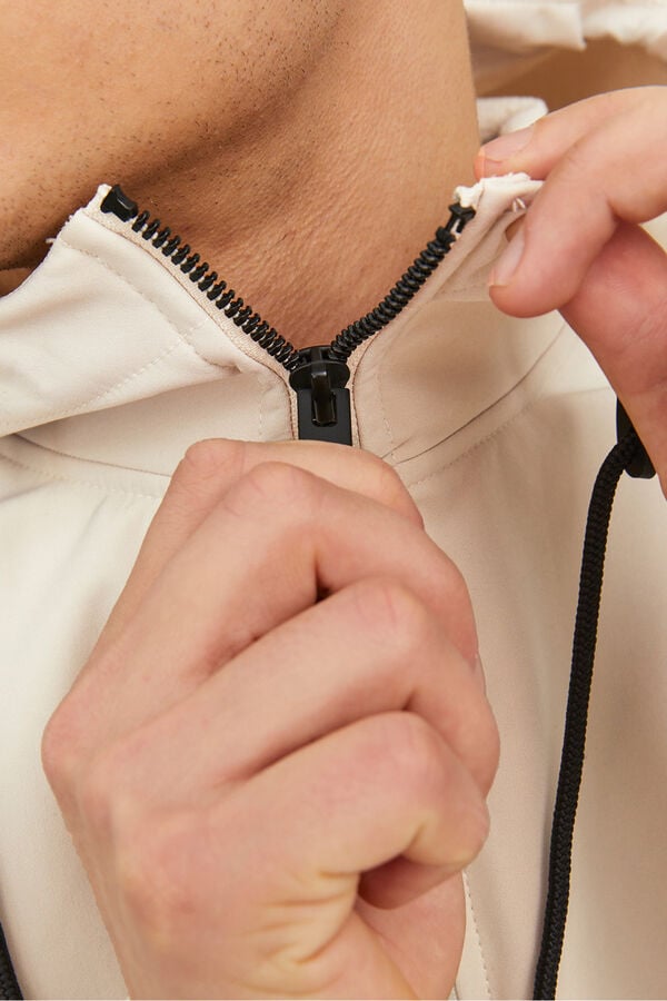 Jack & Jones Jaqueta softshell com capuz. cinzento