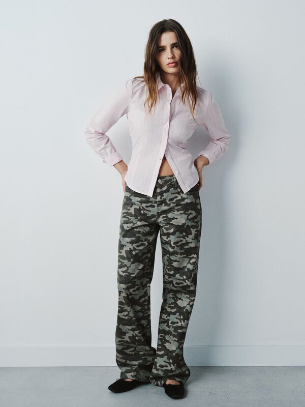 High Spirits Blusa P&eacute;tala rosa