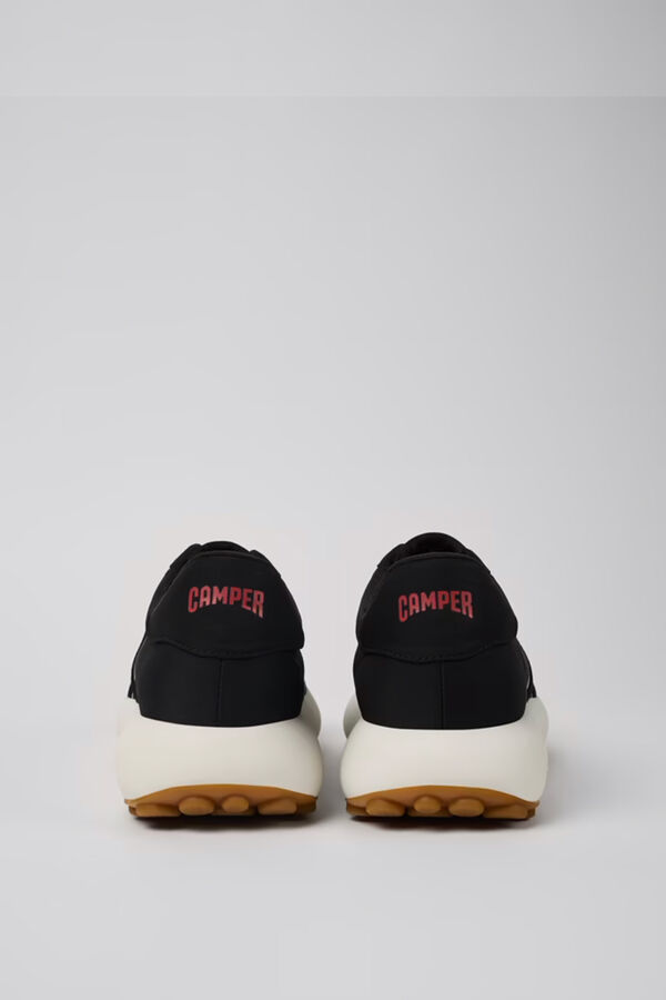 Camper Tênis Stitch  preto
