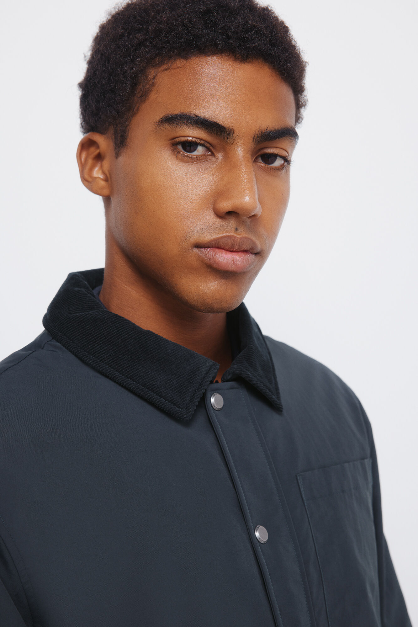 Springfield Blus&atilde;o de gola de veludo cotel&ecirc;