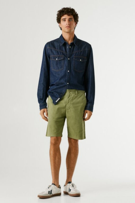 Pantalón corto chino