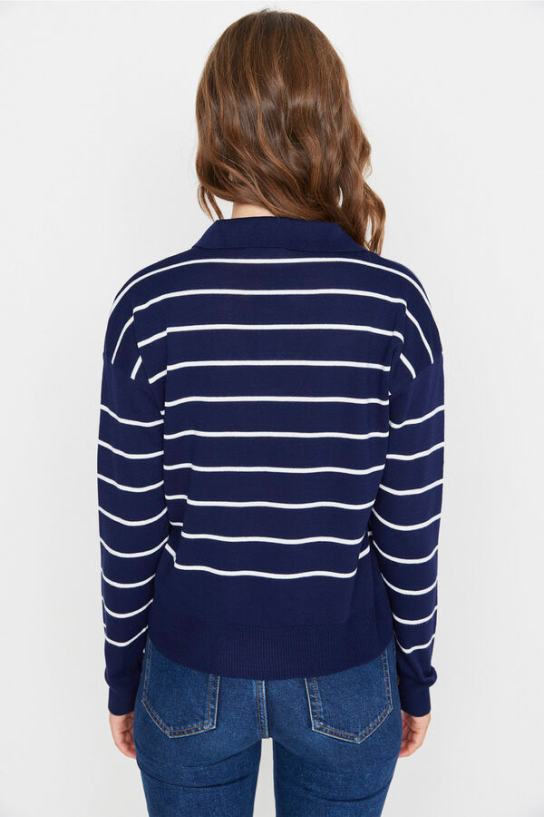 Trendyol Camisola de malha &agrave;s riscas com decote em bico azul