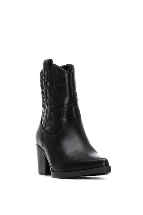 XTI Bota de Cowboy Bordada preto