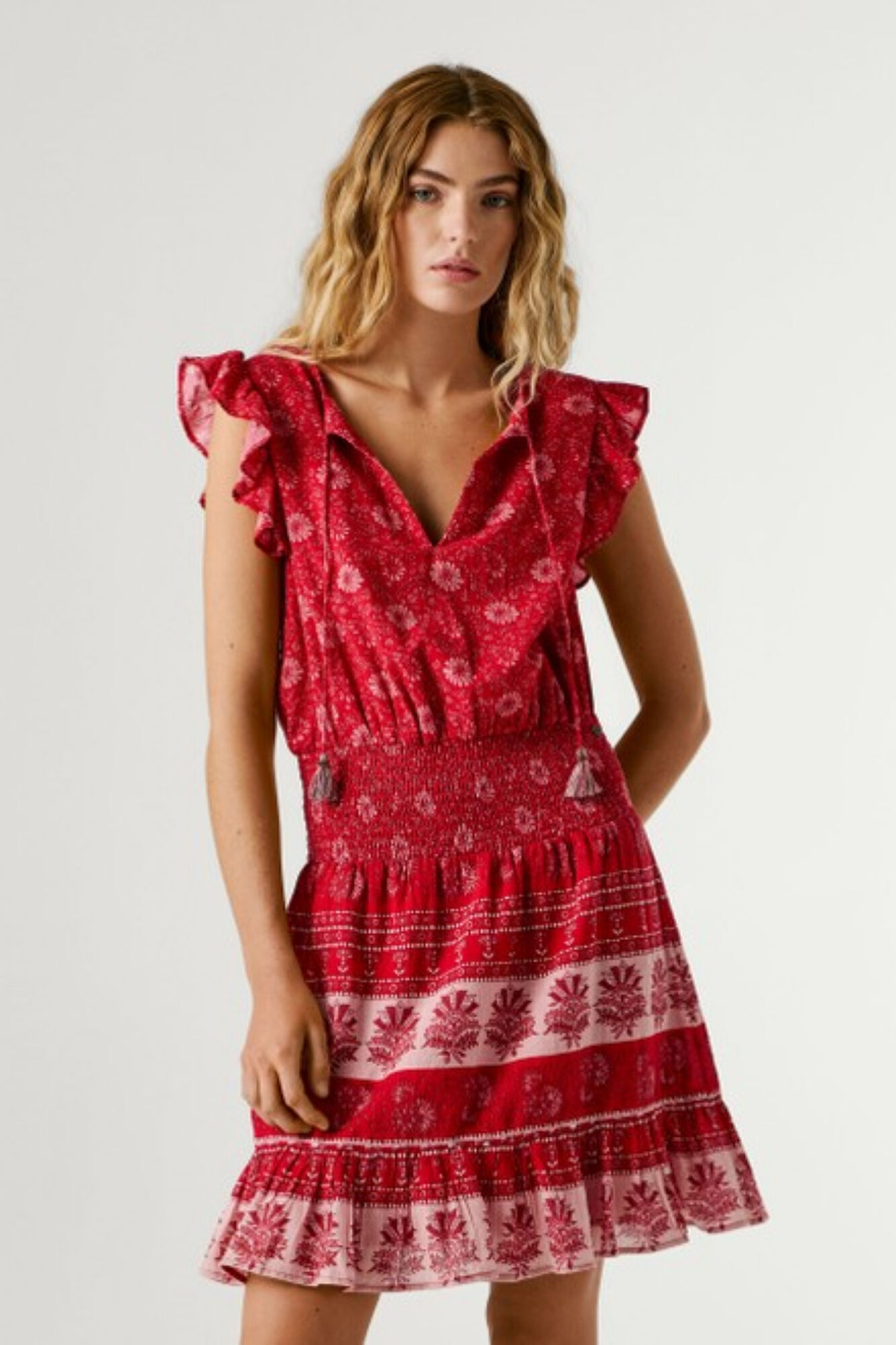 Pepe Jeans Vestido curto manga borboleta